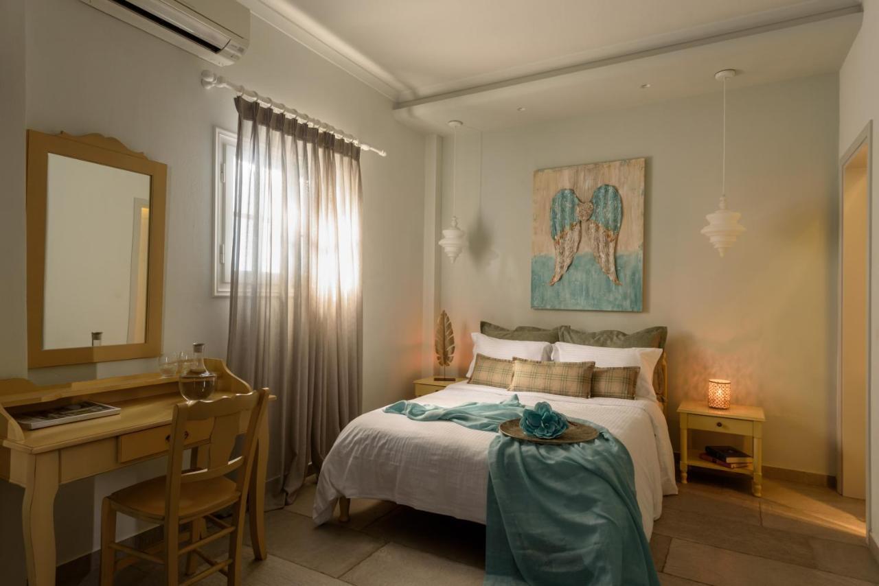 Ocean Bay Suites Kamari  Ngoại thất bức ảnh